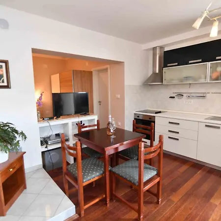 Apartment Daka Donji Rukavac