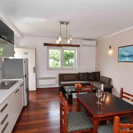 Apartment Daka