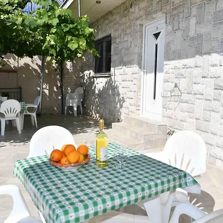 Apartment Daka